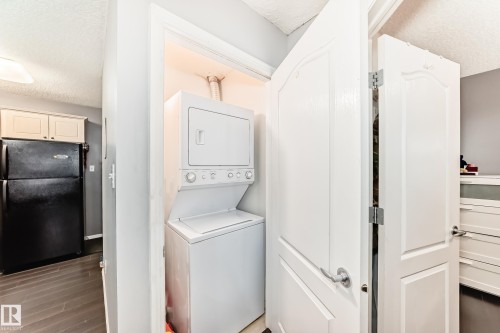 422 12838 65 Street, Edmonton, AB - Indoor Photo Showing Laundry Room