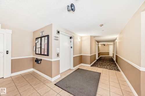 422 12838 65 Street, Edmonton, AB - Indoor Photo Showing Other Room