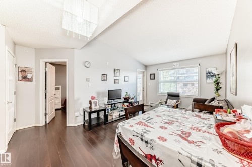 422 12838 65 Street, Edmonton, AB - Indoor Photo Showing Bedroom