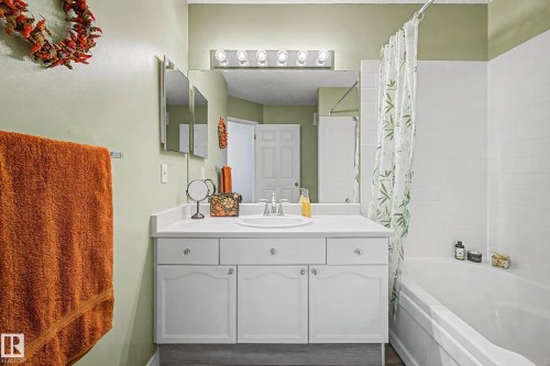 411 65 Gervais Road, St. Albert, AB - Indoor Photo Showing Bathroom