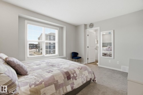 1170 Rosenthal Boulevard, Edmonton, AB - Indoor Photo Showing Bedroom