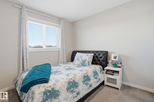1170 Rosenthal Boulevard, Edmonton, AB - Indoor Photo Showing Bedroom