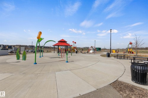 1170 Rosenthal Boulevard, Edmonton, AB - Outdoor