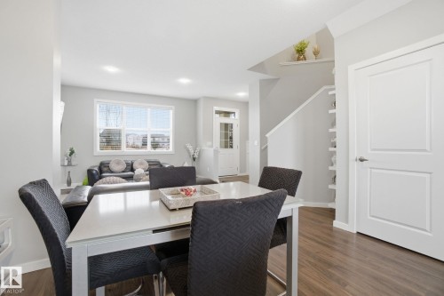 1170 Rosenthal Boulevard, Edmonton, AB - Indoor Photo Showing Dining Room
