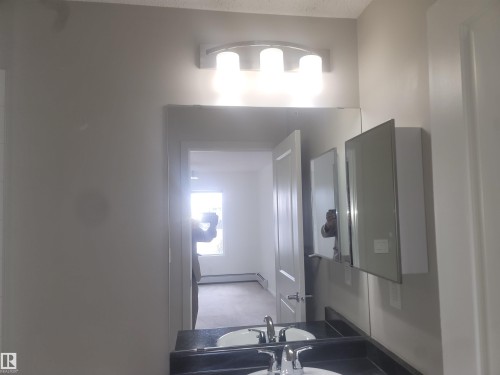 435 5515 7 Avenue, Edmonton, AB - Indoor