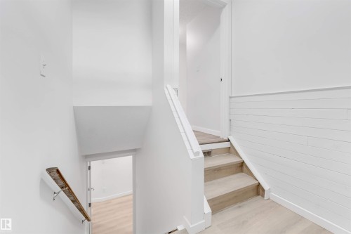 14511 21 St., Edmonton, AB - Indoor Photo Showing Other Room