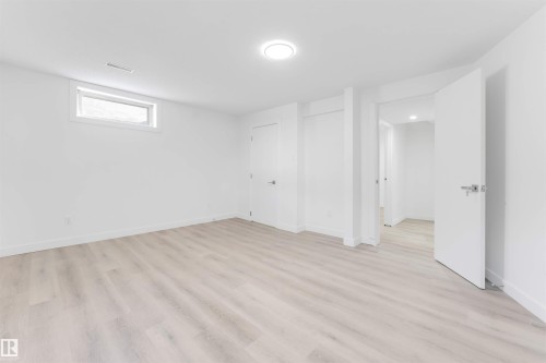 14511 21 St., Edmonton, AB - Indoor Photo Showing Other Room