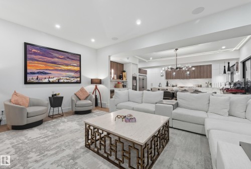 14312 92A Avenue, Edmonton, AB - Indoor Photo Showing Living Room