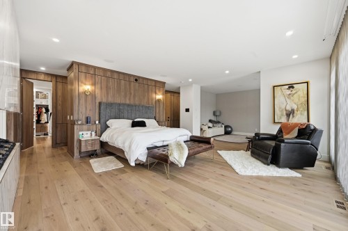 14312 92A Avenue, Edmonton, AB - Indoor Photo Showing Bedroom