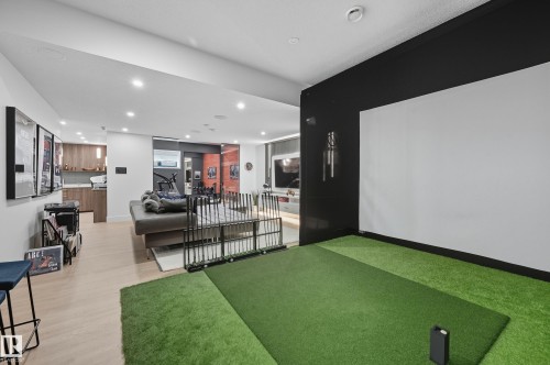 14312 92A Avenue, Edmonton, AB - Indoor Photo Showing Other Room