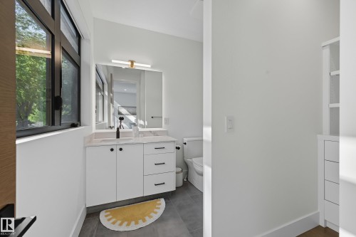 14312 92A Avenue, Edmonton, AB - Indoor Photo Showing Other Room