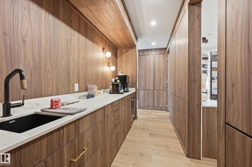 14312 92A Avenue, Edmonton, AB - Indoor Photo Showing Kitchen
