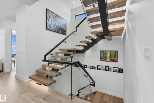 14312 92A Avenue, Edmonton, AB - Indoor Photo Showing Other Room