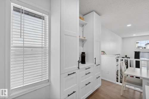 4503 149 Avenue, Edmonton, AB - Indoor Photo Showing Other Room