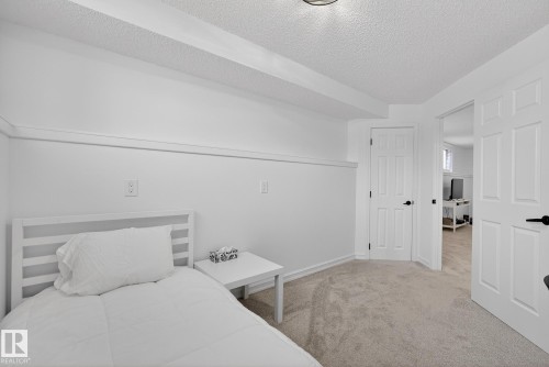 4503 149 Avenue, Edmonton, AB - Indoor Photo Showing Bedroom