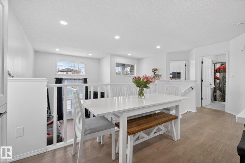 4503 149 Avenue, Edmonton, AB - Indoor Photo Showing Dining Room