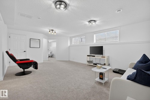 4503 149 Avenue, Edmonton, AB - Indoor