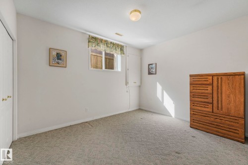 1033 Carter Crest Road, Edmonton, AB - Indoor Photo Showing Other Room