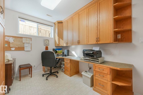 1033 Carter Crest Road, Edmonton, AB - Indoor