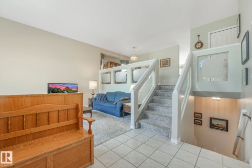 1033 Carter Crest Road, Edmonton, AB - Indoor Photo Showing Other Room