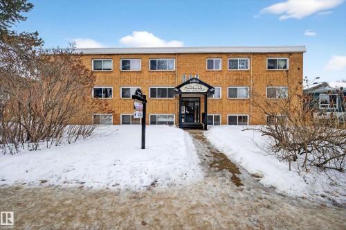 Edmonton, AB - Outdoor