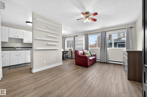 Edmonton, AB - Indoor