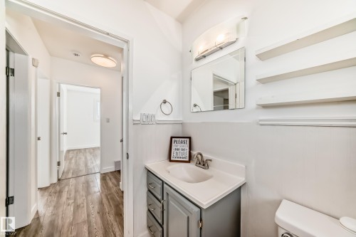 12824 134 Avenue, Edmonton, AB - Indoor Photo Showing Other Room