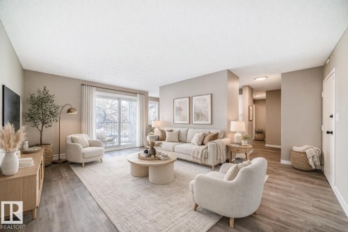 28 11255 31 Avenue  Edmonton, AB T6J 3V6