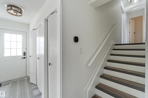 104 Oak Drive, Wetaskiwin, AB - Indoor Photo Showing Other Room