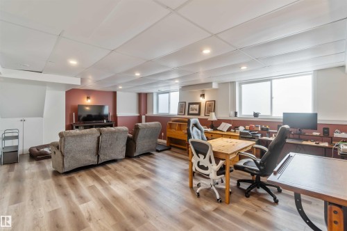 104 Oak Drive, Wetaskiwin, AB - Indoor