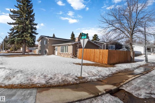 104 Oak Drive, Wetaskiwin, AB - Outdoor