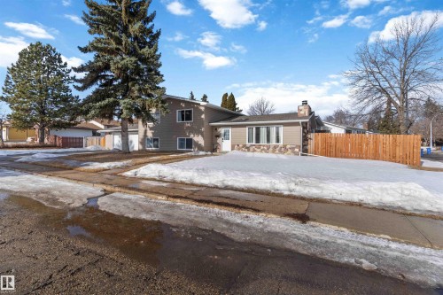 104 Oak Drive, Wetaskiwin, AB - Outdoor