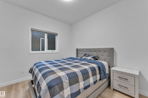 16115 34 Avenue, Edmonton, AB - Indoor Photo Showing Bedroom