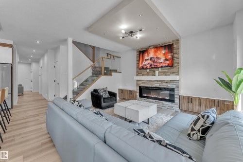 16115 34 Avenue, Edmonton, AB - Indoor Photo Showing Other Room With Fireplace