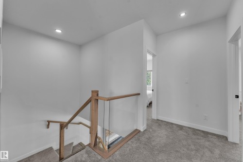 16115 34 Avenue, Edmonton, AB - Indoor Photo Showing Other Room