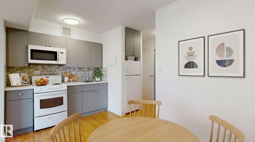 417 10160 114 Street, Edmonton, AB - Indoor Photo Showing Other Room