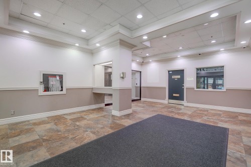 417 10160 114 Street, Edmonton, AB - Indoor Photo Showing Other Room