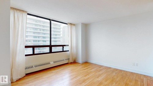 417 10160 114 Street, Edmonton, AB - Indoor Photo Showing Other Room