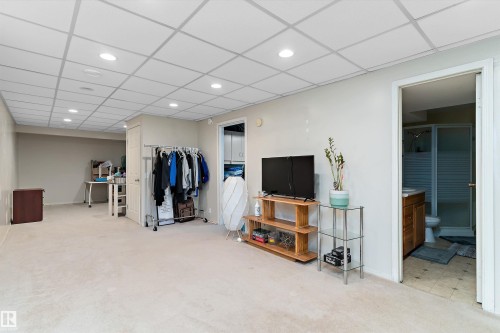 3536 12A Ave, Edmonton, AB - Indoor