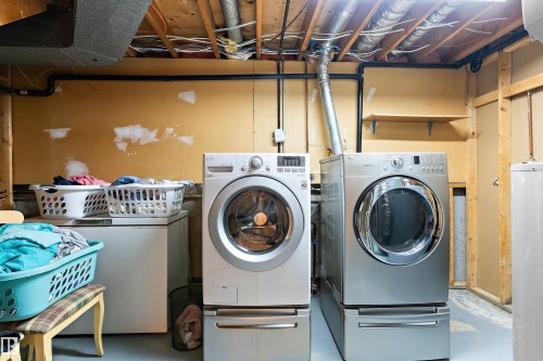 3536 12A Ave, Edmonton, AB - Indoor Photo Showing Laundry Room