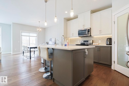 3912 171 Avenue, Edmonton, AB - Indoor Photo Showing Kitchen With Upgraded Kitchen
