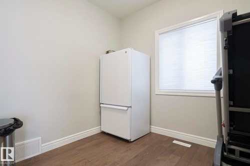 3912 171 Avenue, Edmonton, AB - Indoor Photo Showing Other Room