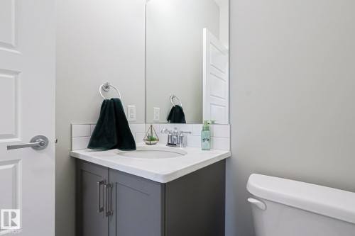 3912 171 Avenue, Edmonton, AB - Indoor Photo Showing Bathroom