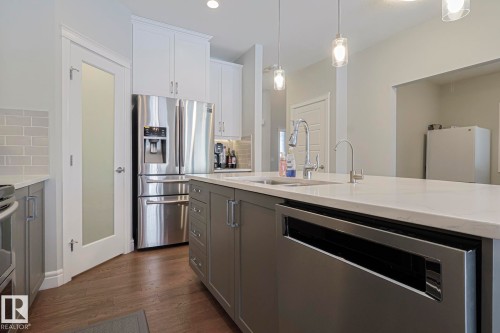 3912 171 Avenue, Edmonton, AB - Indoor Photo Showing Kitchen With Double Sink With Upgraded Kitchen