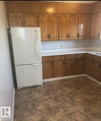 4903 49 Avenue, Vilna, AB - Indoor Photo Showing Kitchen