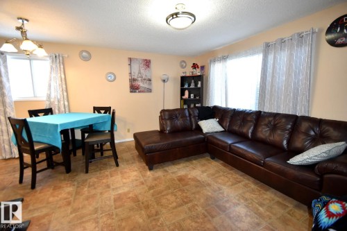 4903 49 Avenue, Vilna, AB - Indoor Photo Showing Other Room