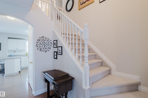 11660 15 Avenue Nw, Edmonton, AB - Indoor Photo Showing Other Room