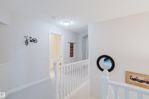 11660 15 Avenue Nw, Edmonton, AB - Indoor Photo Showing Other Room