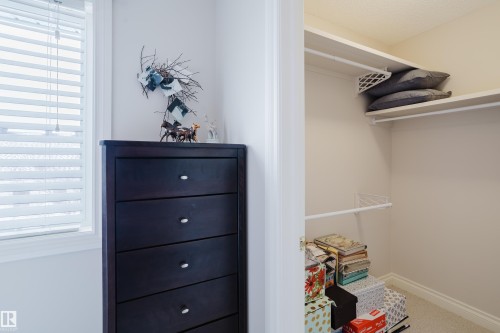 11660 15 Avenue Nw, Edmonton, AB - Indoor With Storage