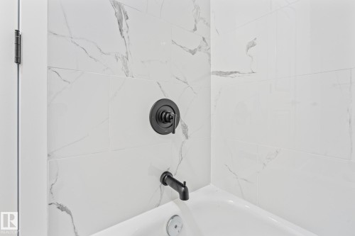 308 6208 180 Street, Edmonton, AB - Indoor Photo Showing Bathroom